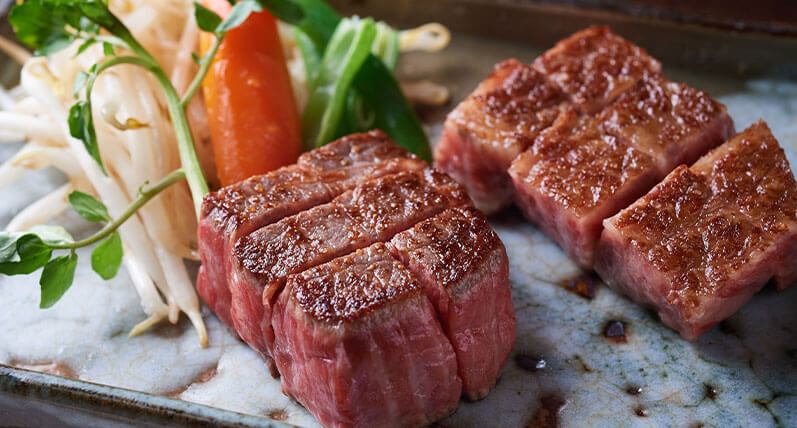 Premium Two-Variety Steak Meal Set